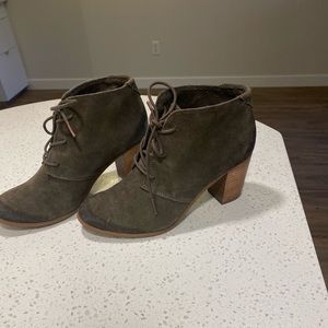 Meet your Posher, Molly